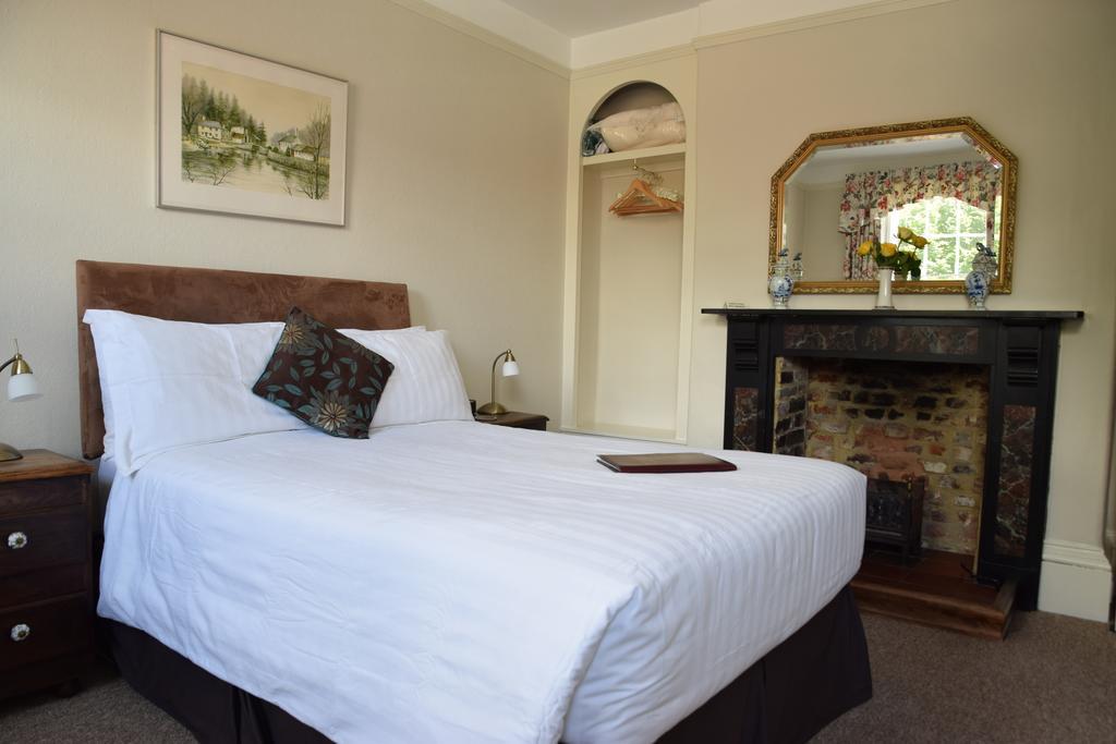 Cathedral View B & B ソールズベリー エクステリア 写真